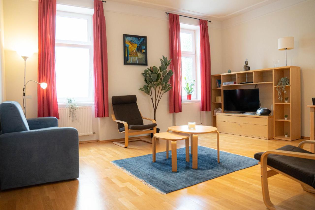 Bright - Colorful - Near Centrum - Restify 6&7 Apartment