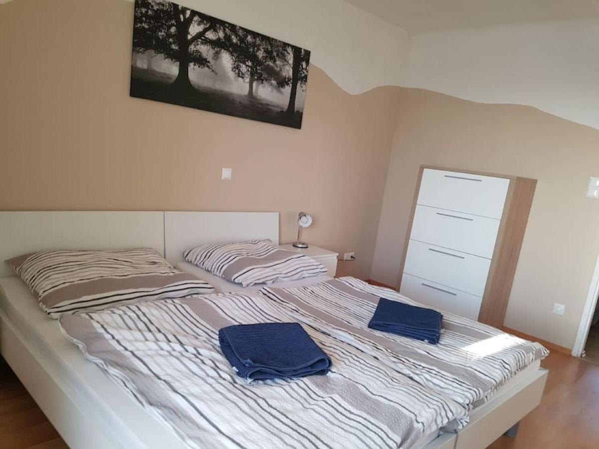 Apartment Esslinger Hauptstr Spacious With Loggia