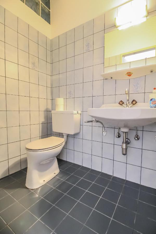 Db In Hutteldorferstrasse U3 Area Apartment Vienna