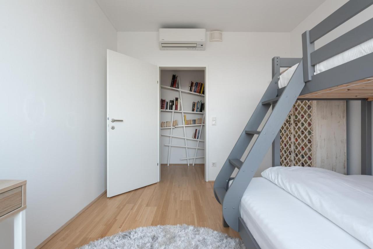 Luxus Ueber Den Wolken, 18. Stock Mit Klimaanlage Und Garage Apartment *