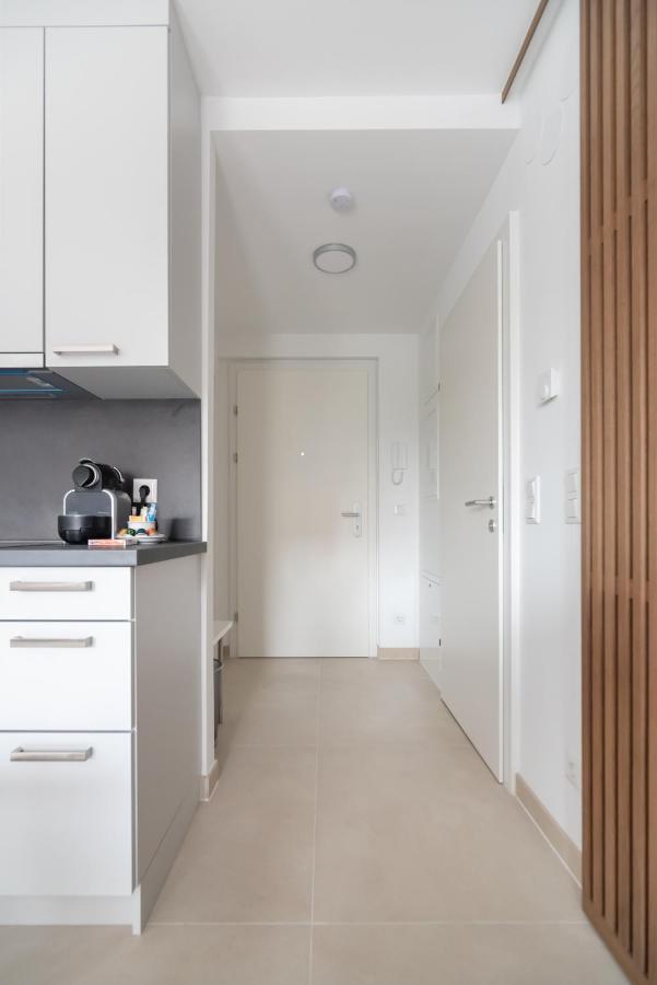 Ruhig, Hell Und Neu Mit Garage Viena