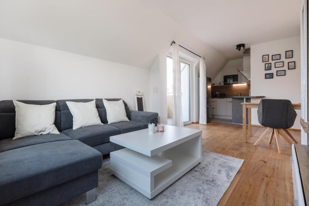 Gruene Ruhelage, 20 Minuten Ins Zentrum Und Parkgarage Apartment *