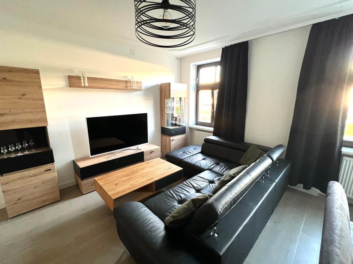 Lowenblick Apartment *