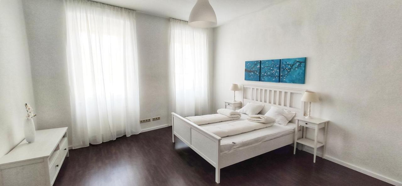 Apartamento Helle Zweiraumwohnung In Wohngebiet *