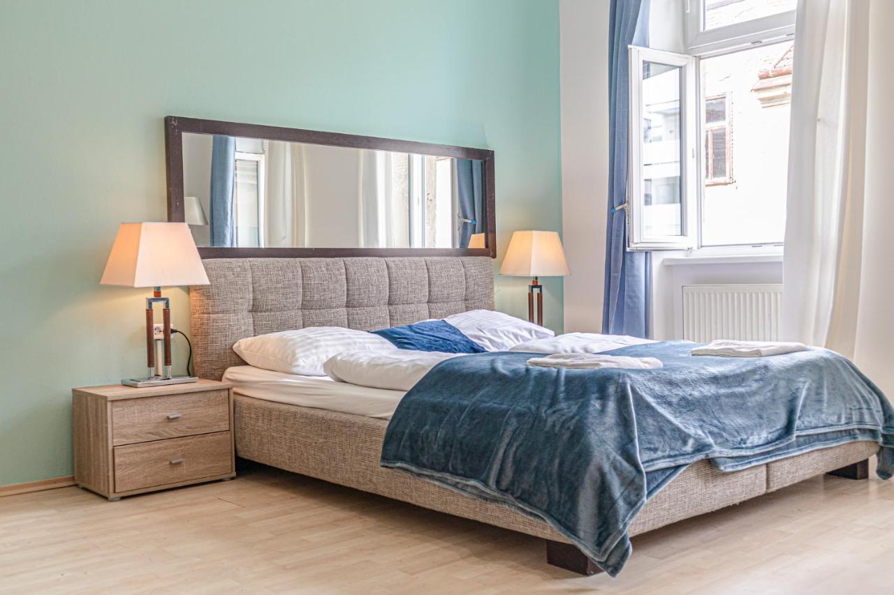 Inviting 2br Shared - Centrally Located Apartment Vienna