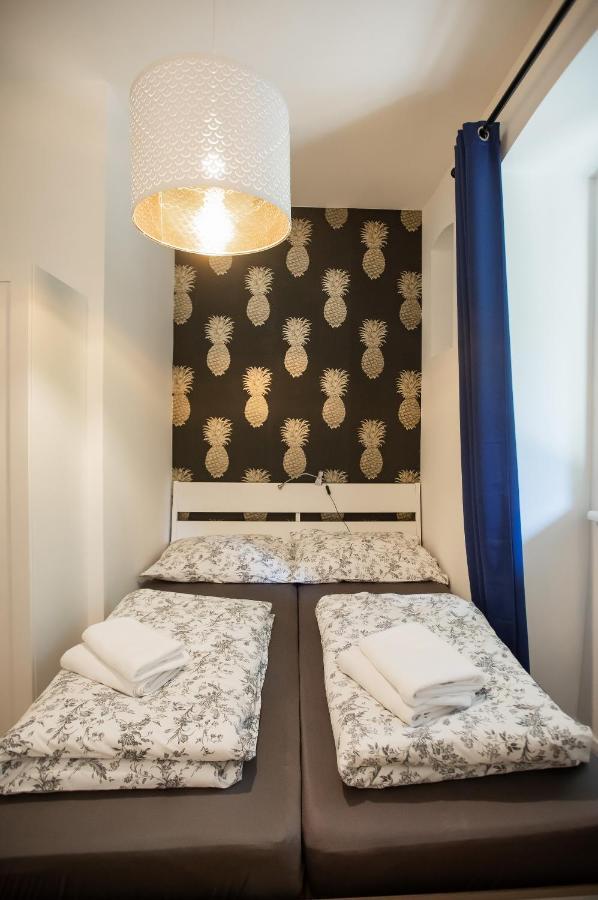 Urban House Apartment *