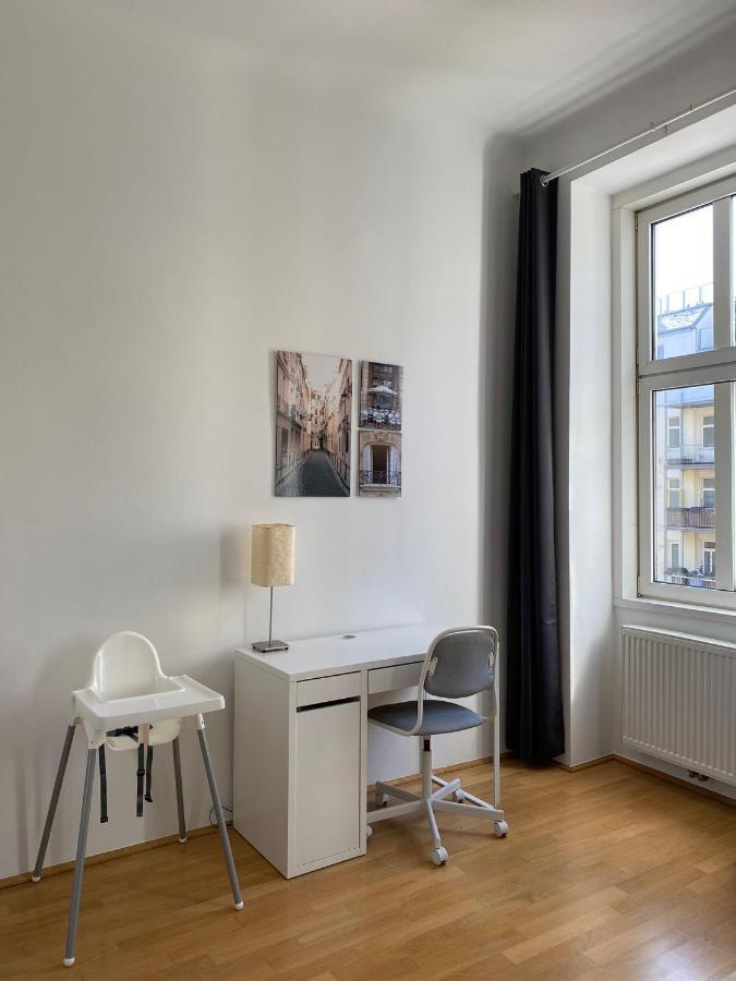 Two Bedroom * Vienna