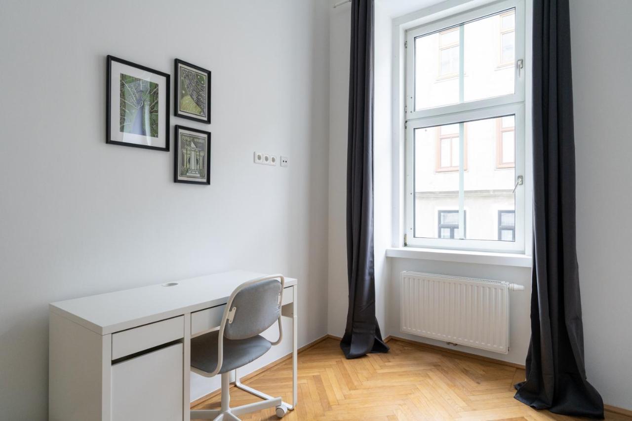 Two Bedroom * Vienna