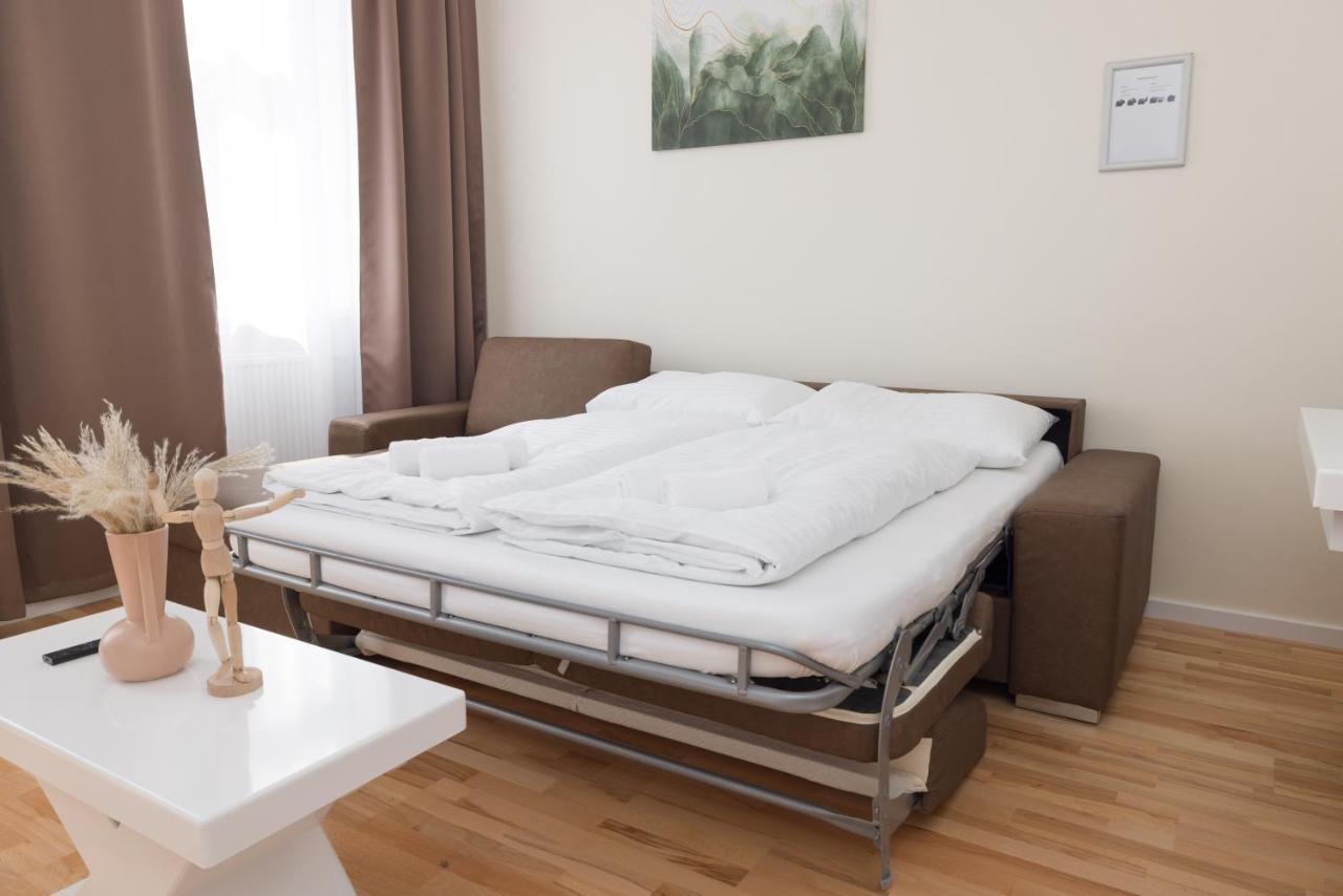 Relax 1120 Vienna
