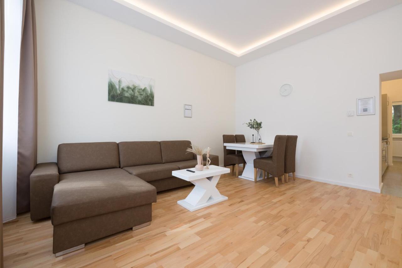 Relax 1120 Apartment