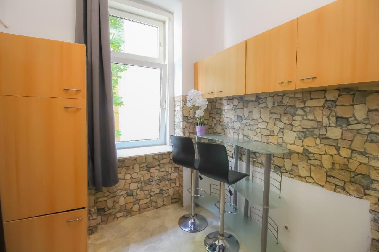 Apartment Ss Family 3 Bedroom In Praterstern Area Dw8 *