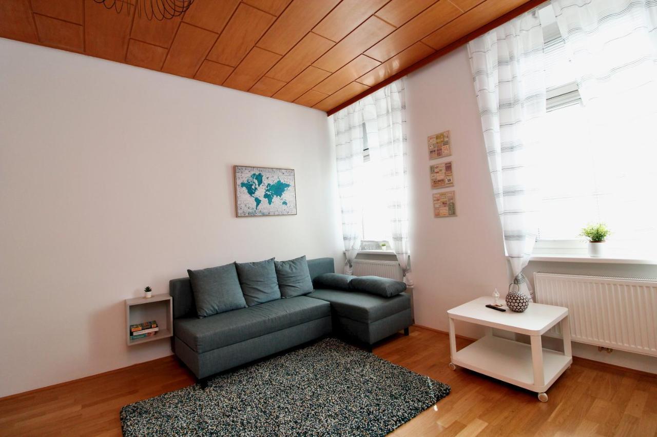 Redyard Modern Apartment *