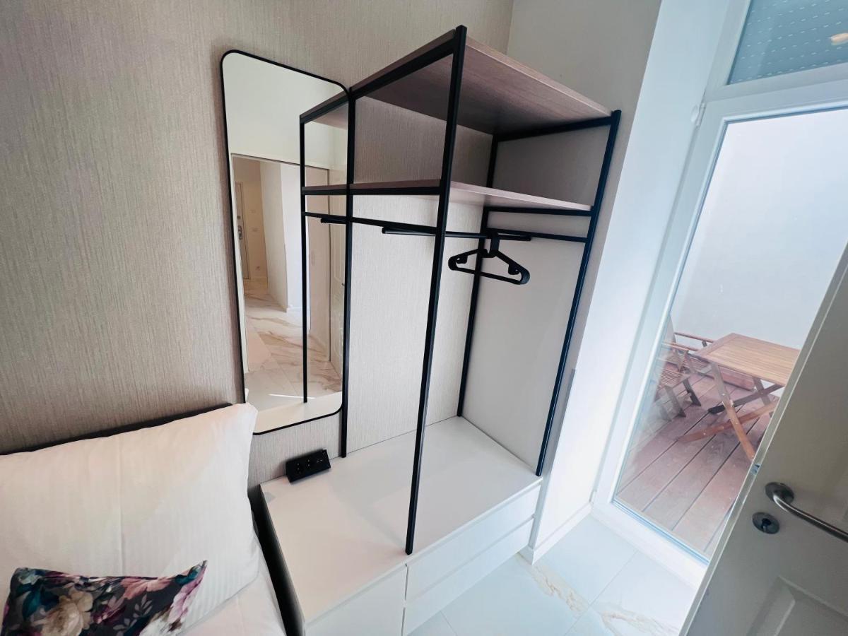 Zeus Design Schlosspark Schoenbrunn Apartment *