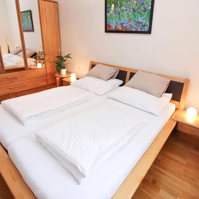 Apartment Bright - Colorful - Near Centrum - Restify 6&7 Vienna