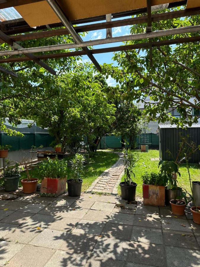Kagran 1220 Appartamento Vienna