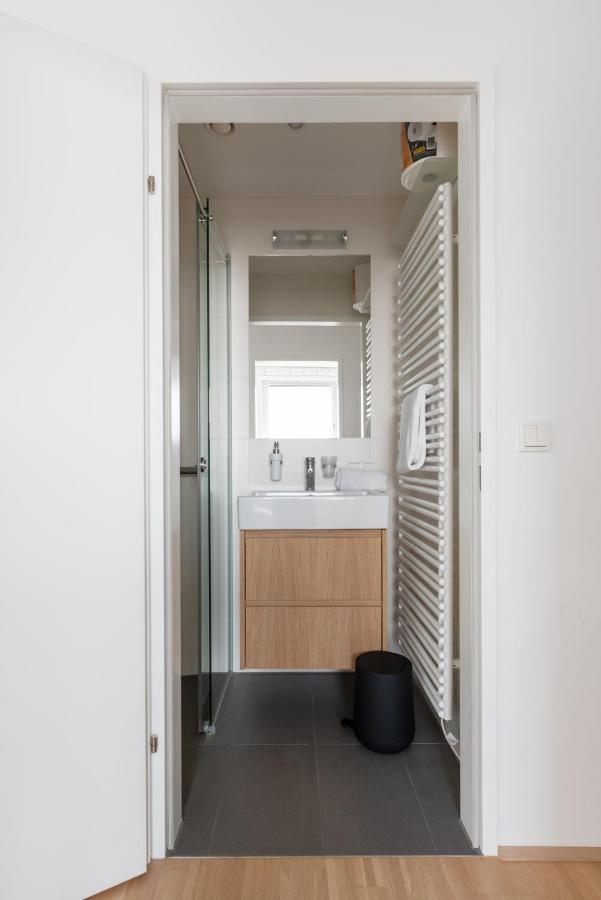 Apartment Luxus Ueber Den Wolken, 18. Stock Mit Klimaanlage Und Garage Vienna