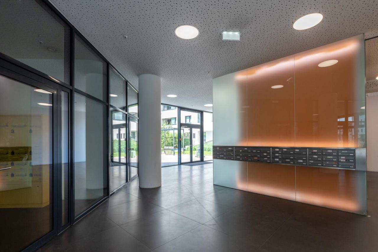 Apartment Luxus Ueber Den Wolken, 18. Stock Mit Klimaanlage Und Garage