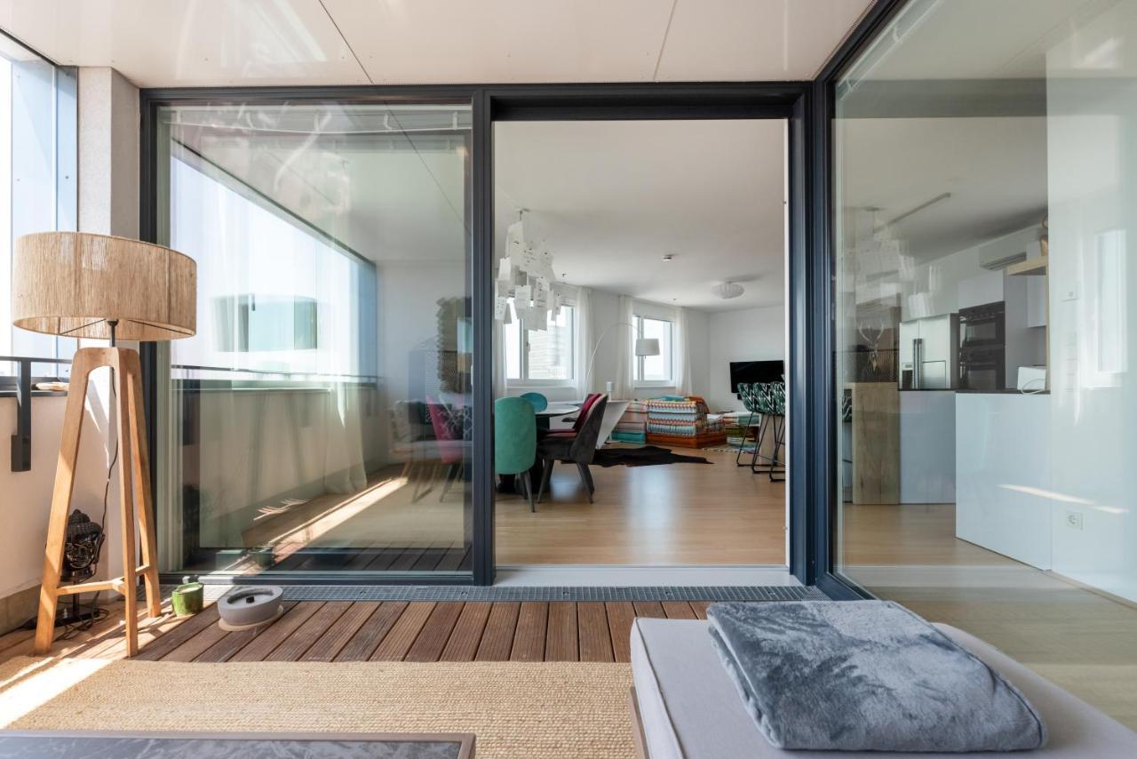 Apartment Luxus Ueber Den Wolken, 18. Stock Mit Klimaanlage Und Garage Vienna
