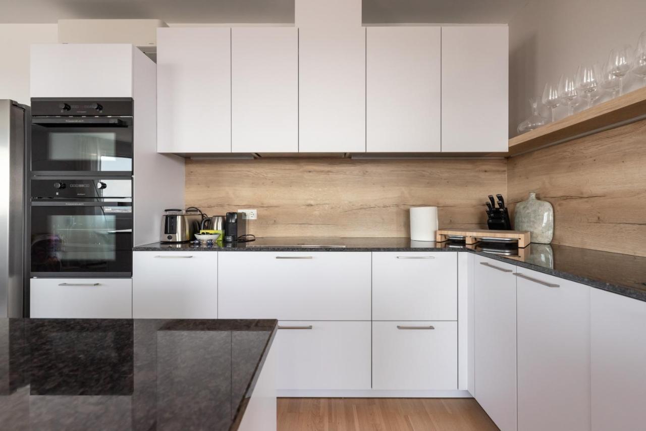 Apartment Luxus Ueber Den Wolken, 18. Stock Mit Klimaanlage Und Garage