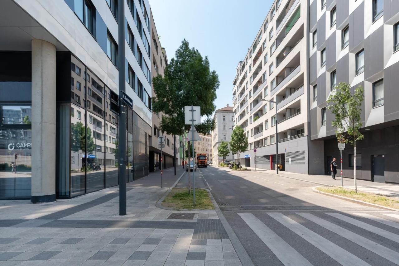 Luxus Ueber Den Wolken, 18. Stock Mit Klimaanlage Und Garage *