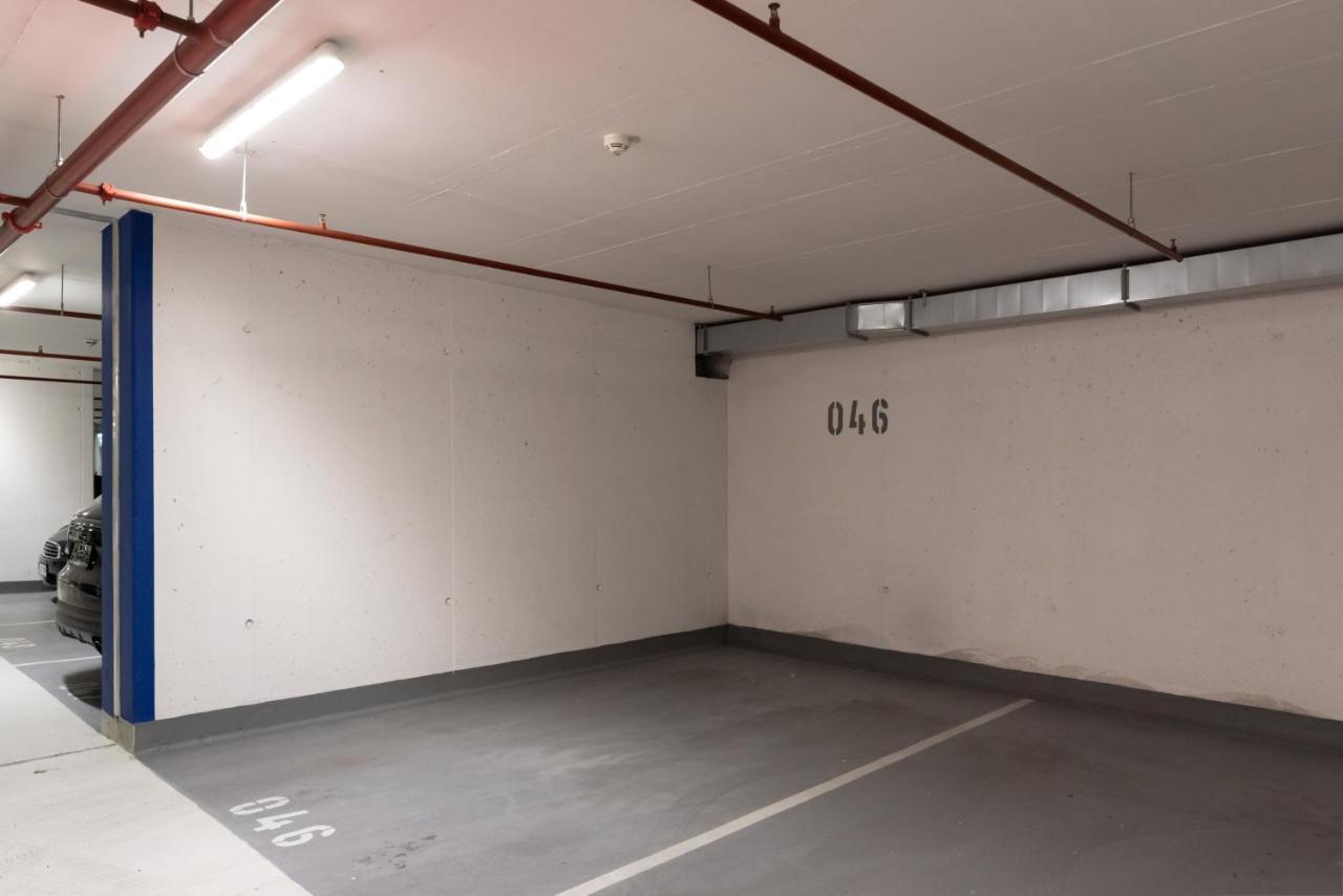 Apartment Luxus Ueber Den Wolken, 18. Stock Mit Klimaanlage Und Garage *