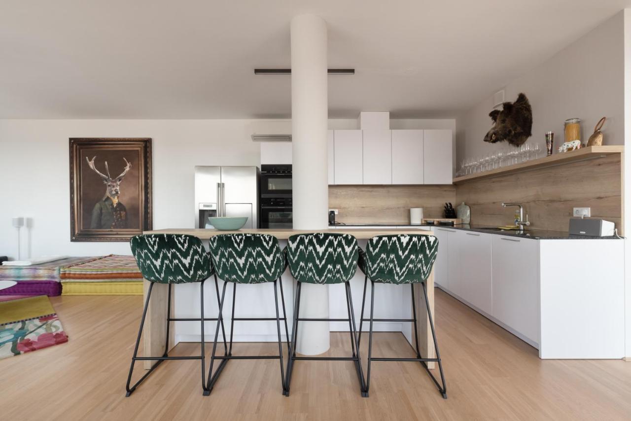 Luxus Ueber Den Wolken, 18. Stock Mit Klimaanlage Und Garage Apartment Vienna