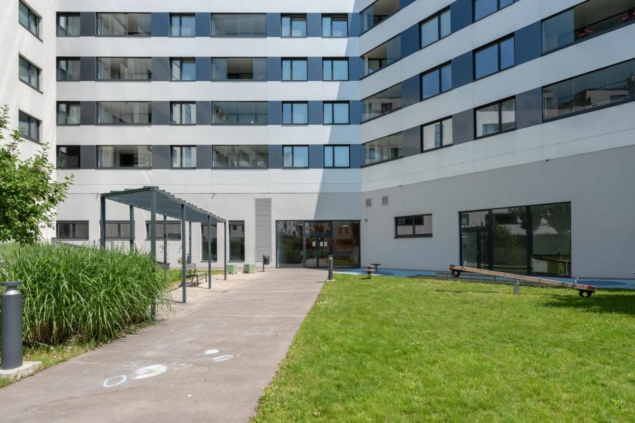 Luxus Ueber Den Wolken, 18. Stock Mit Klimaanlage Und Garage *