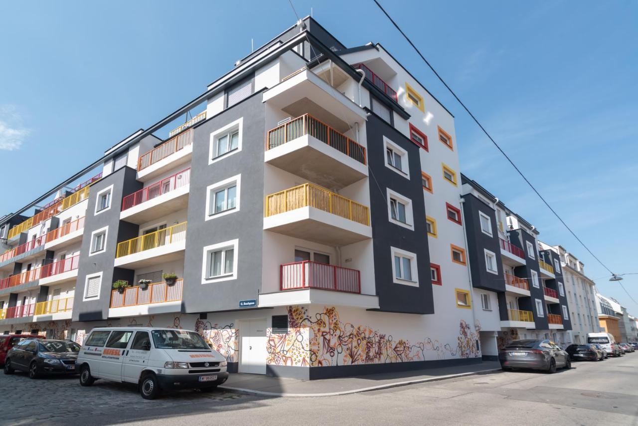 Ruhig, Hell Und Neu Mit Garage Apartamento