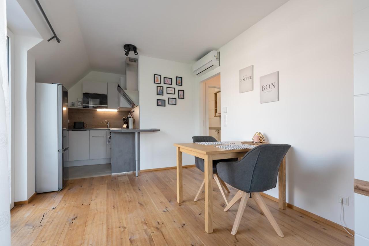 Gruene Ruhelage, 20 Minuten Ins Zentrum Und Parkgarage