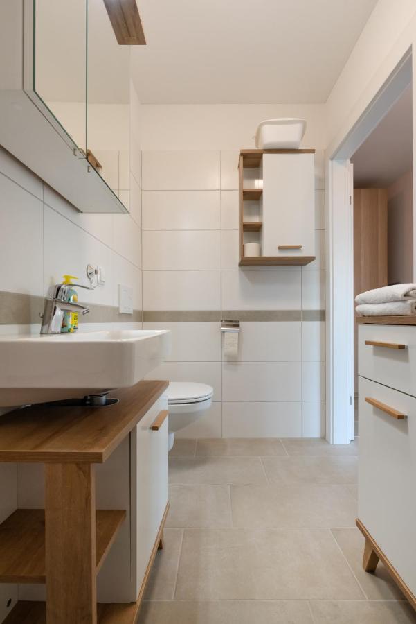 Gruene Ruhelage, 20 Minuten Ins Zentrum Und Parkgarage Apartment Vienna
