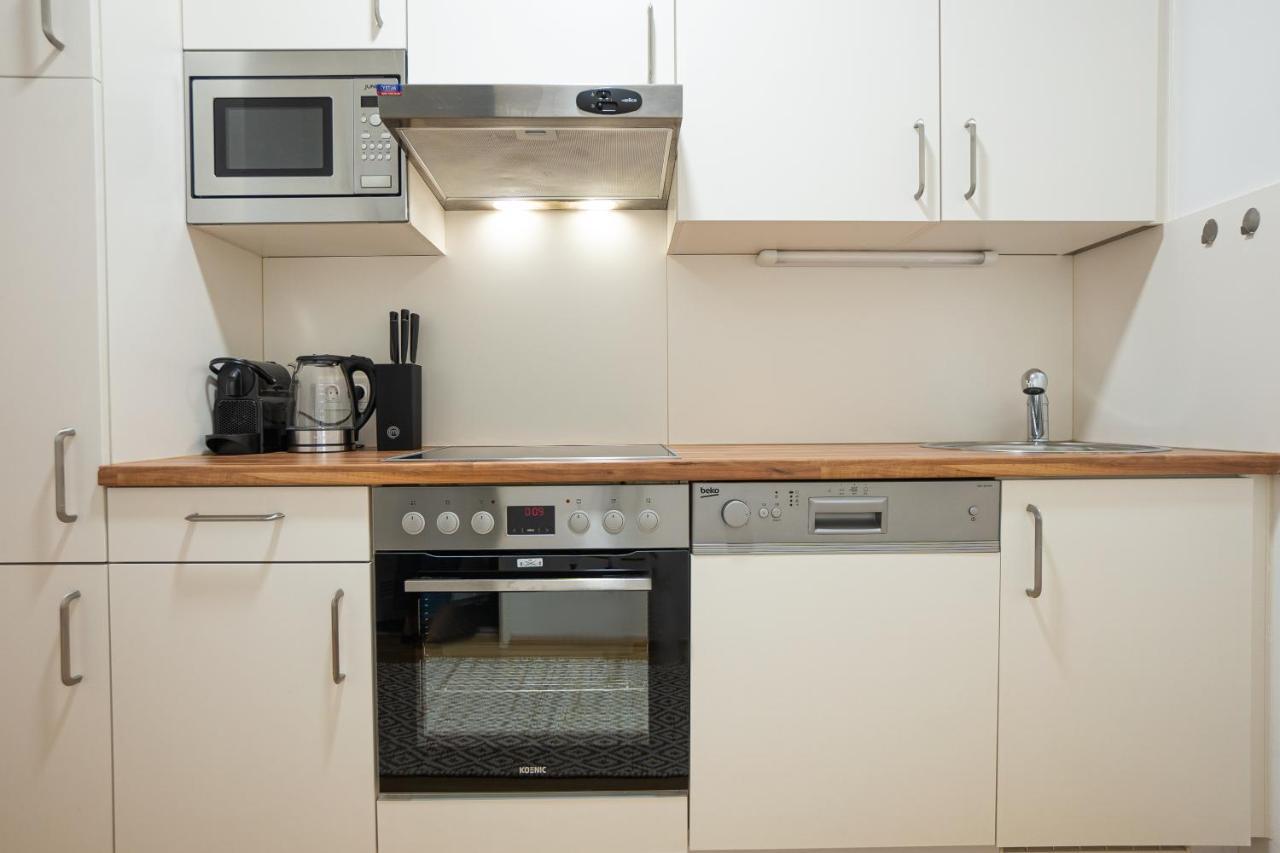 Apartment Bright 3-room With A King-size Bed Wien