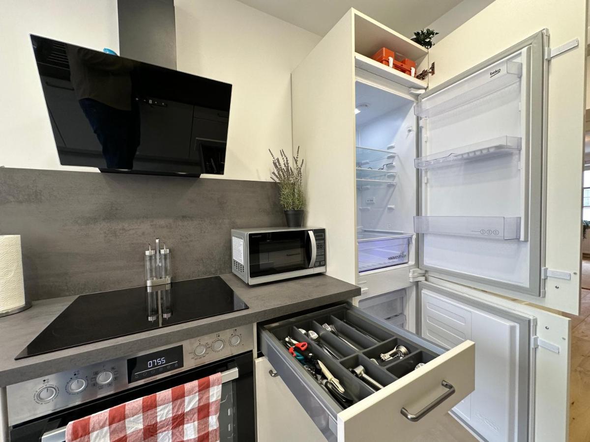 Feelhome-kutschkermarkt-6 Gaste-wifi-smart Tv Apartment