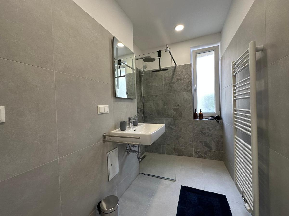 Apartment Feelhome-kutschkermarkt-6 Gaste-wifi-smart Tv *