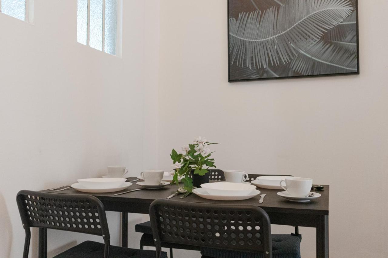 Inviting 2br Shared - Centrally Located Apartment