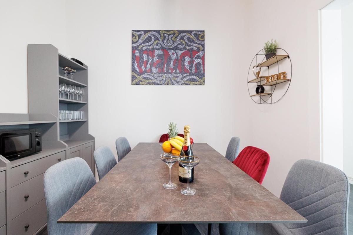 New Shalalaliving Spacious For Family & Friends Apartment Vienna