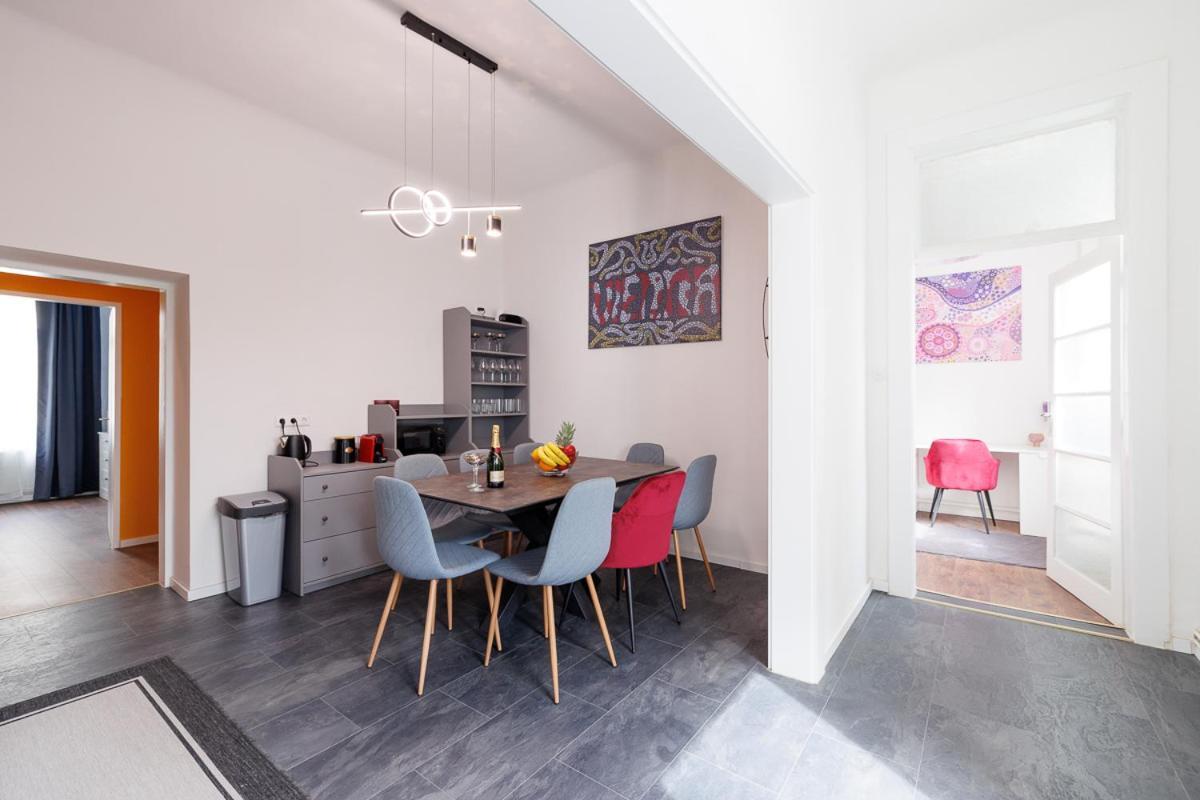 New Shalalaliving Spacious For Family & Friends Apartamento Viena