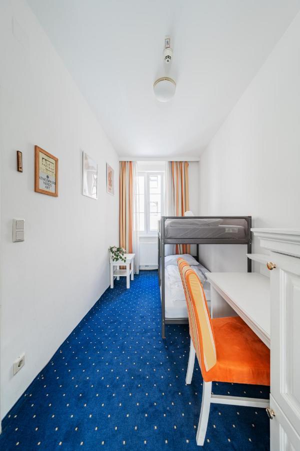 Self-check-in Adlon Hotel Vienna