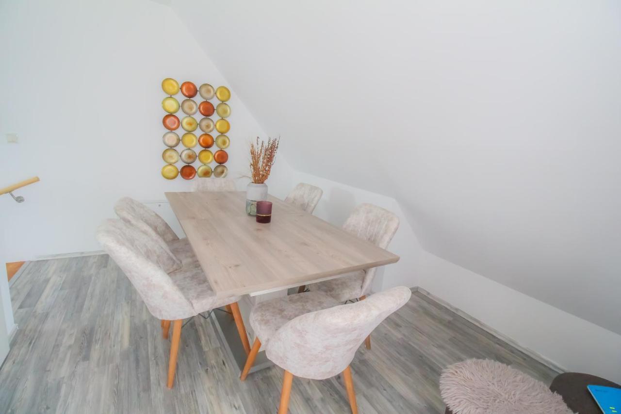 Private Triple Bedroom In Shared Dw171-4 * Vienna