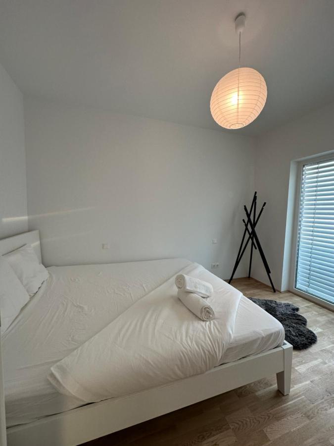 New With Spacious Balcony 18 Vienna