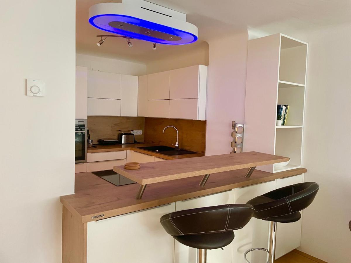 Apartment 60 M2 Rooftop With Ac