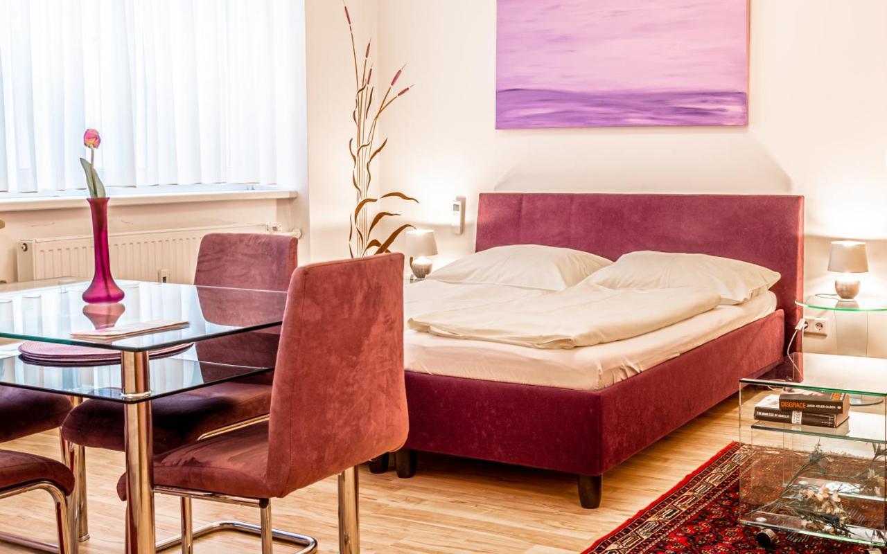 - Cav Aparthotel