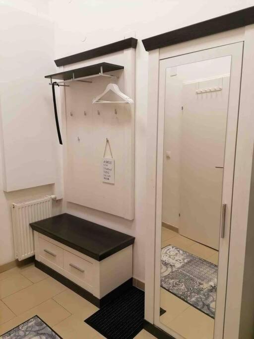 Feine Direkt Am Yppen- Und Brunnenmarkt Apartment *