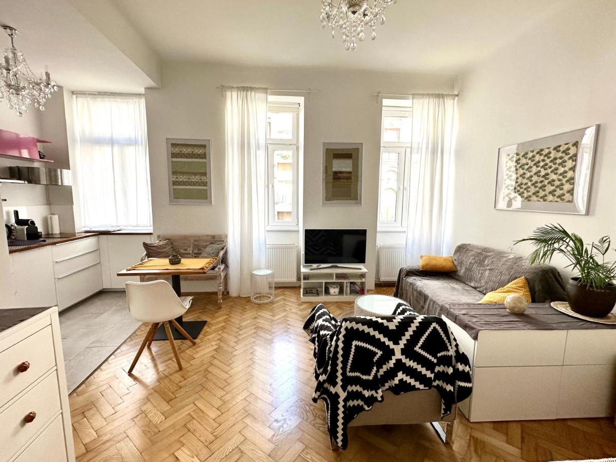 Cozy City Close To Metro - Self Check-in Apartment