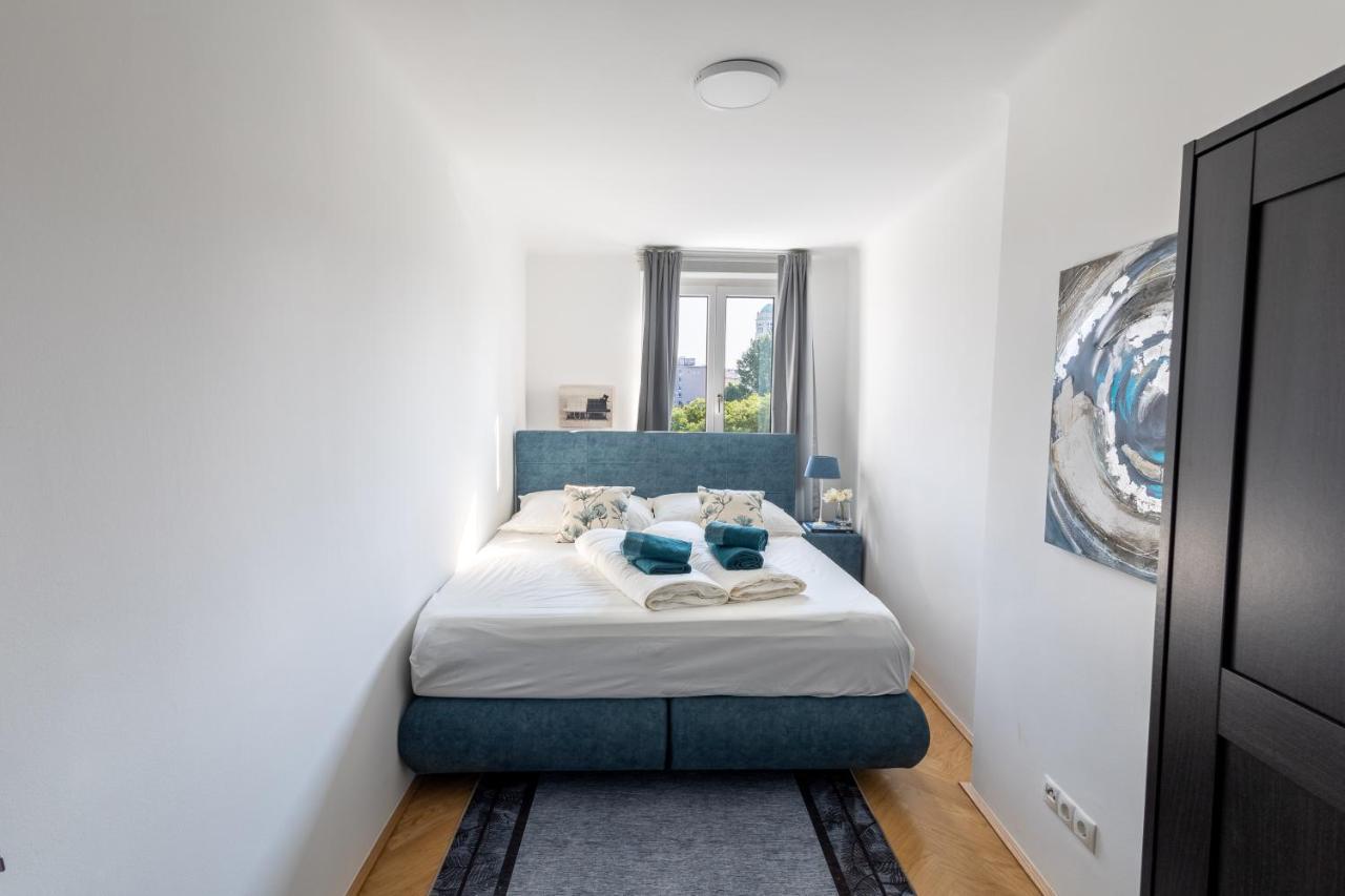 Central-new ; Marvelous Views Apartment *