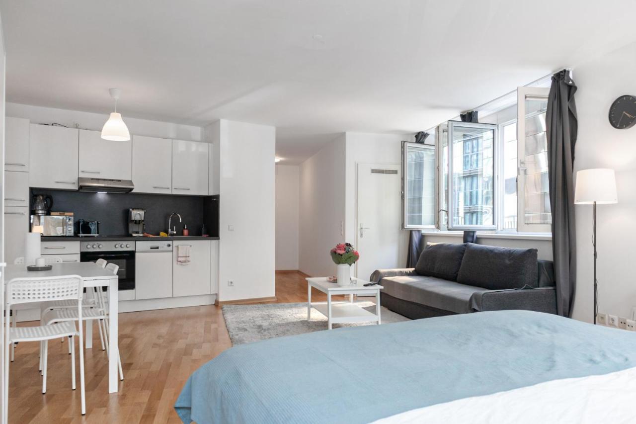 Apartment Gasometer - Designer Building With Amazing View