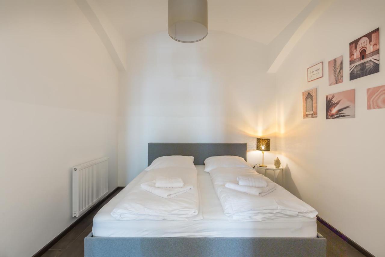 Xxxl Bed/ Free Parking/ Viena