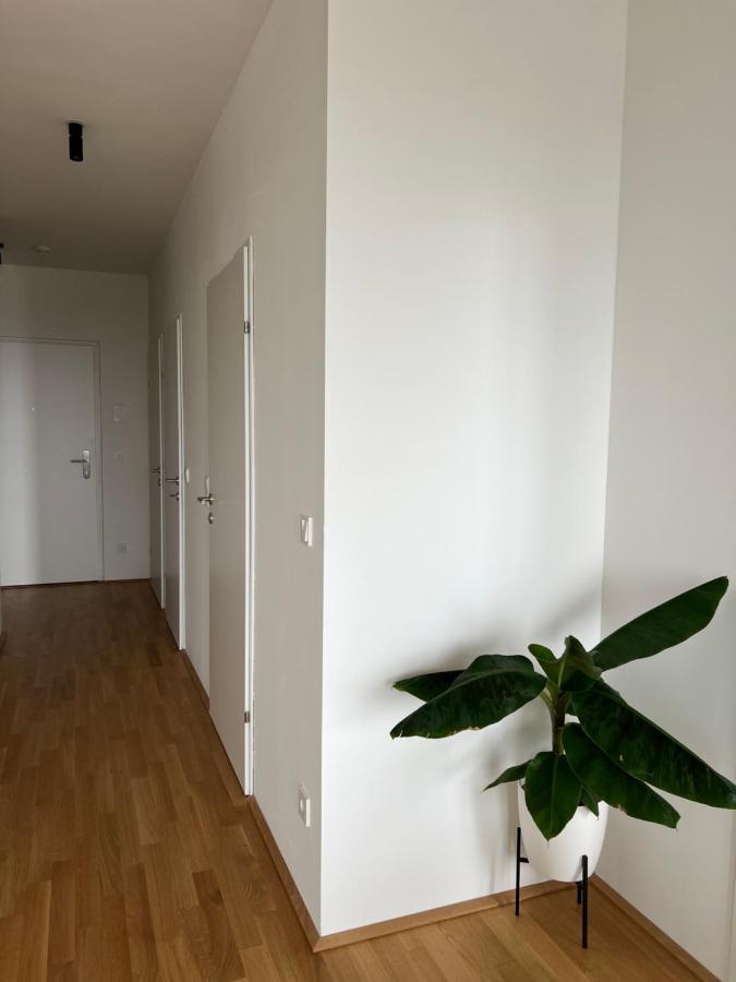 Above - The View Apartment Wien