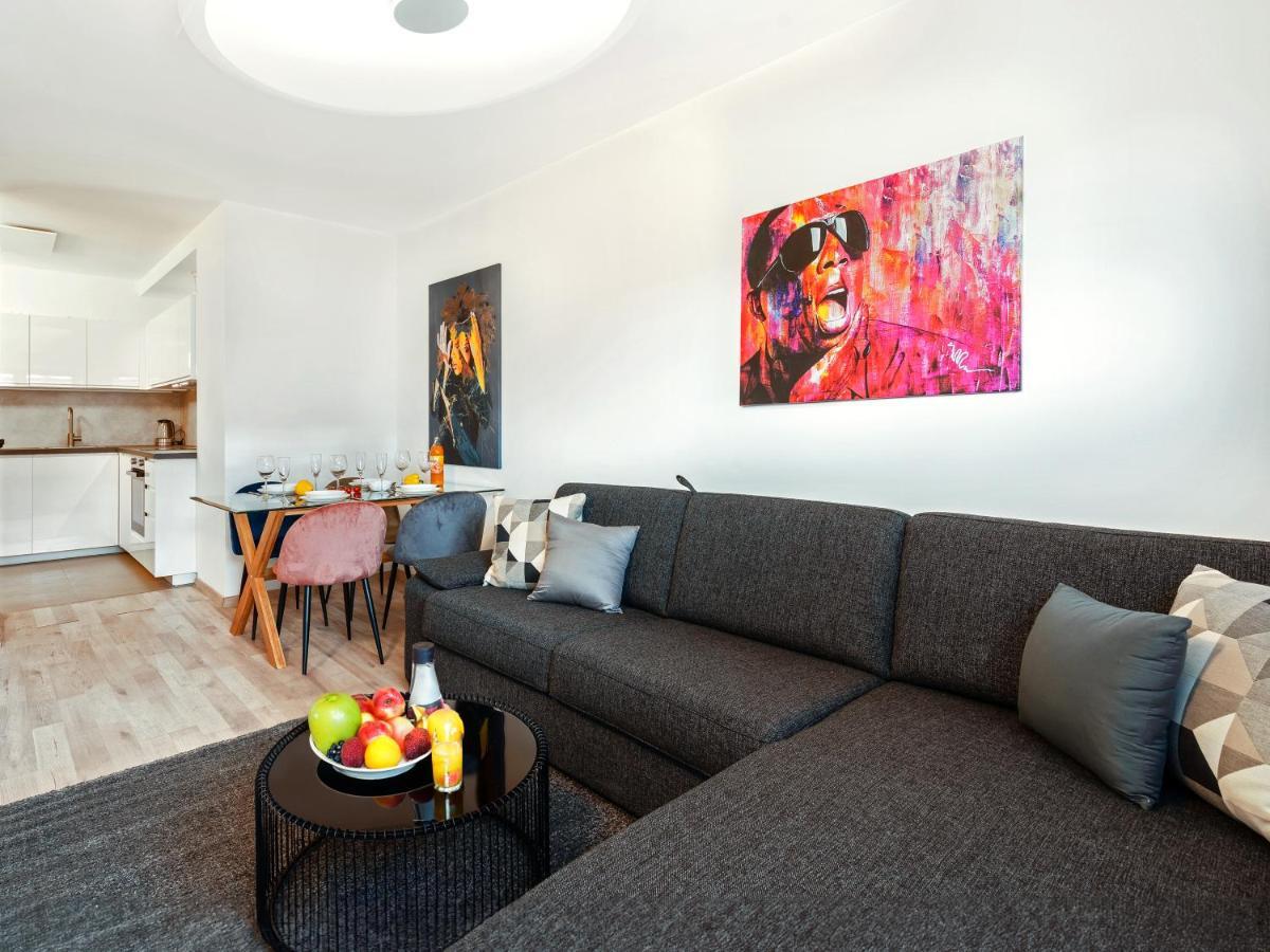 Apartment Sky9 Stadthalle