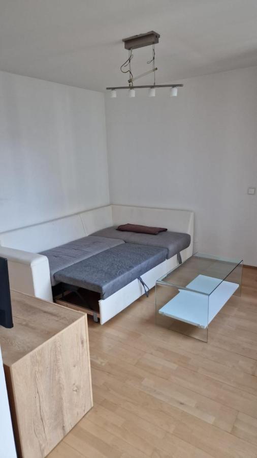 Dancelandliving 1220 Apartment *