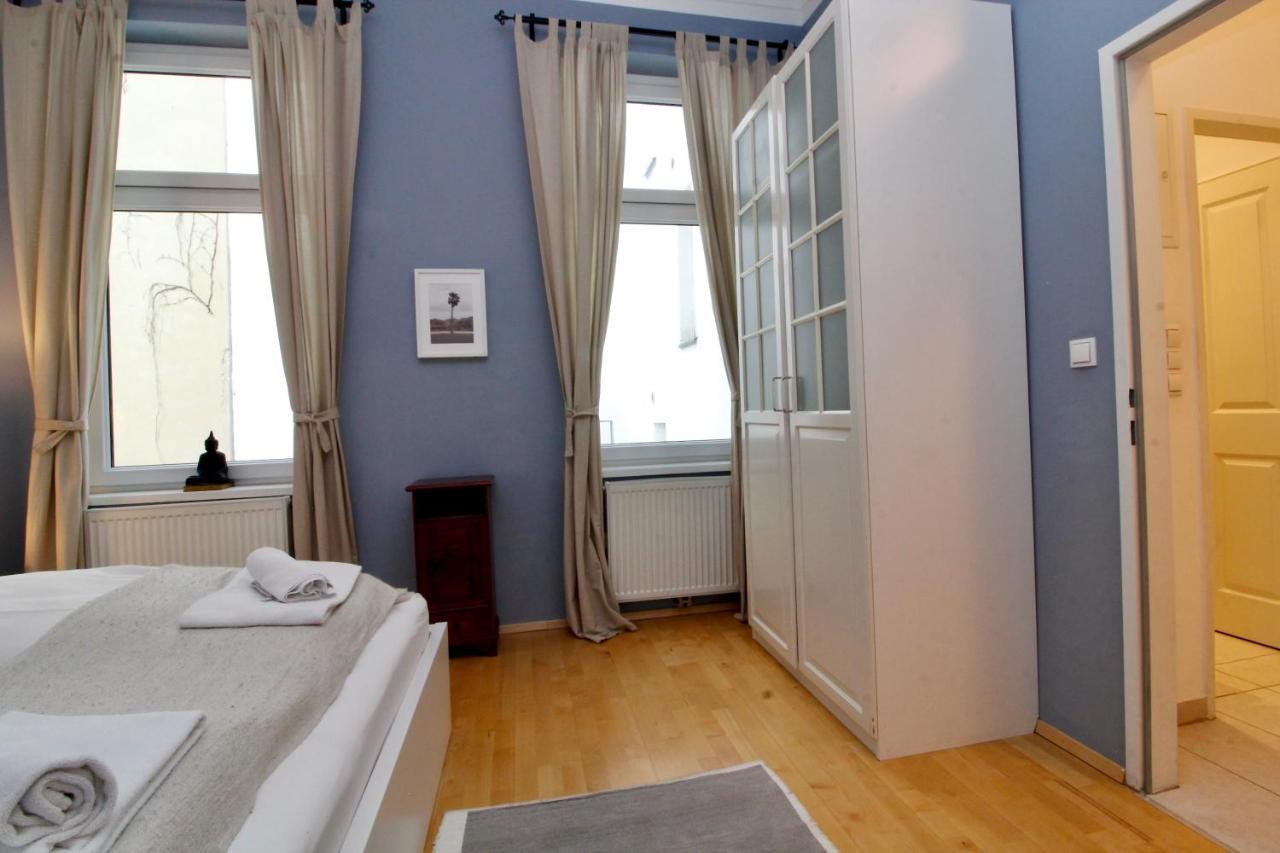 Classy In The Heart Of Apartment *